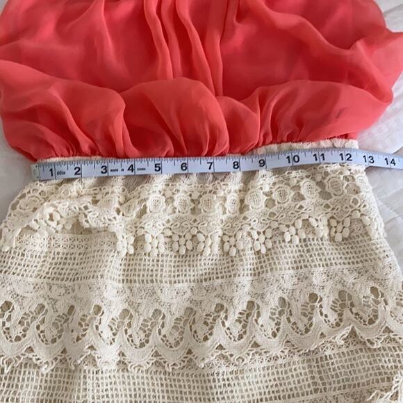 Windsor Strapless Mini S Crochet and Peach Color. - Picture 8 of 12